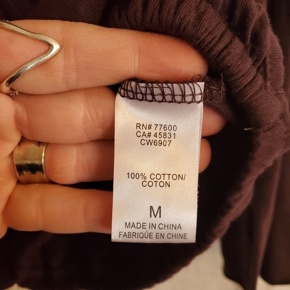 NWT Chaser boho wrap front style bellsleeve top - Picture 5 of 7